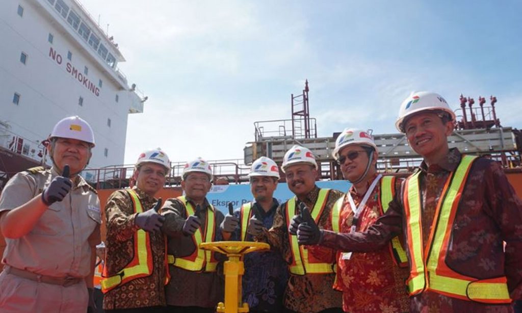 The-Initial-Export-and-the-Launching-of-Trading-Hub-Lube-Base-Oil-at-Kabil-Port-Batam